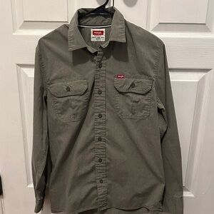 Wrangler Gray Button Down Shirt